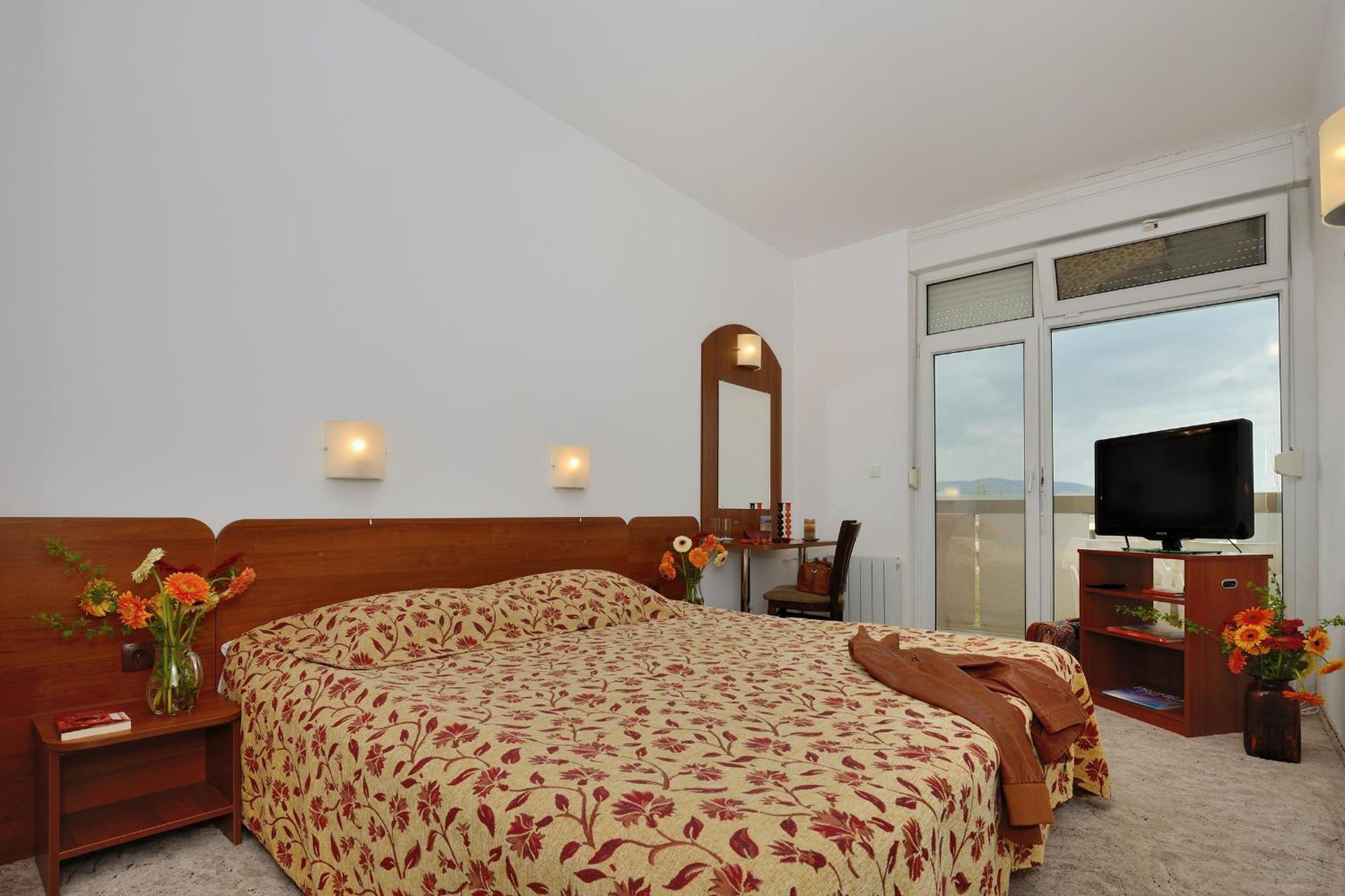 Augusta Spa Hotel خيساريا المظهر الخارجي الصورة