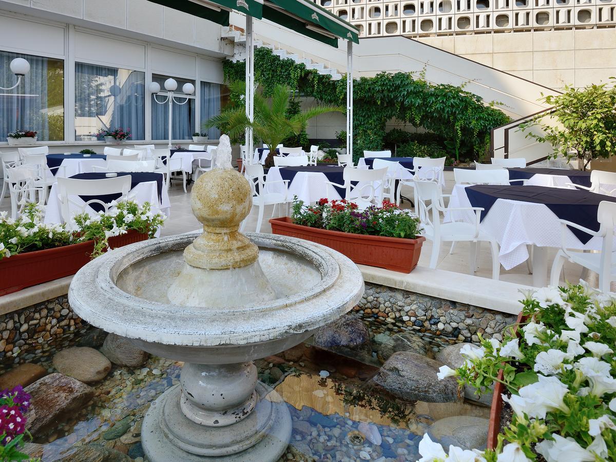 Augusta Spa Hotel خيساريا المظهر الخارجي الصورة