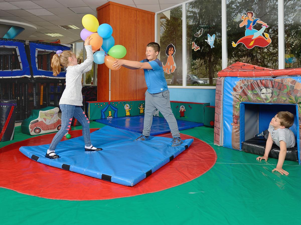 Augusta Spa Hotel خيساريا المظهر الخارجي الصورة