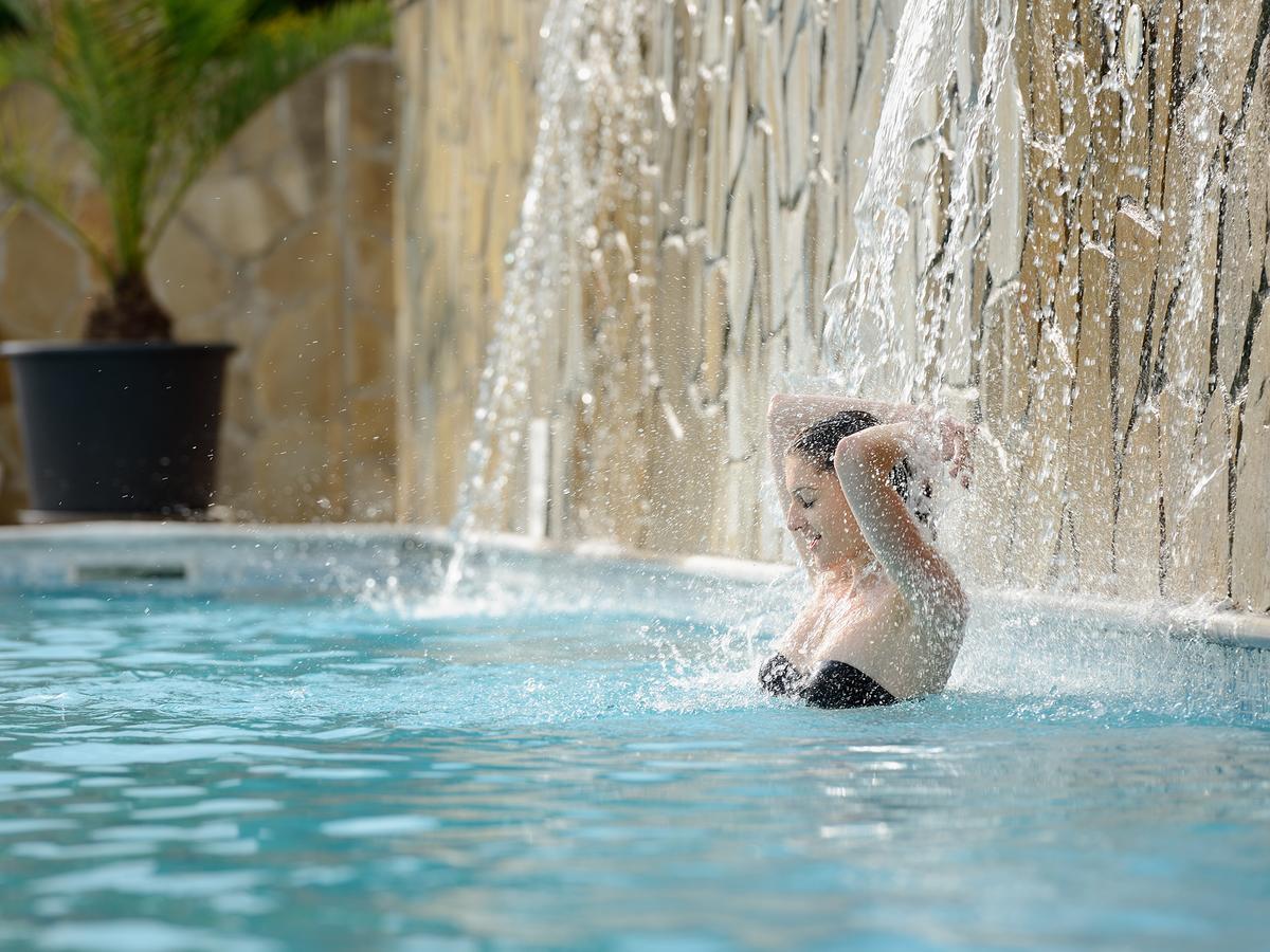 Augusta Spa Hotel خيساريا المظهر الخارجي الصورة